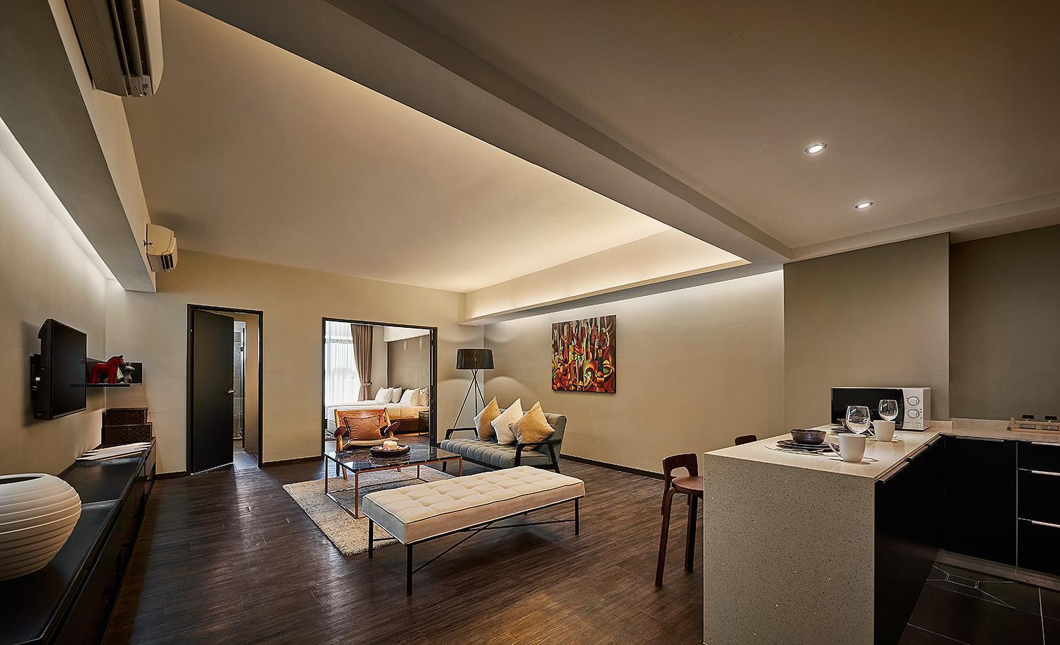 Tropics Eight Suites George Town Exteriér fotografie
